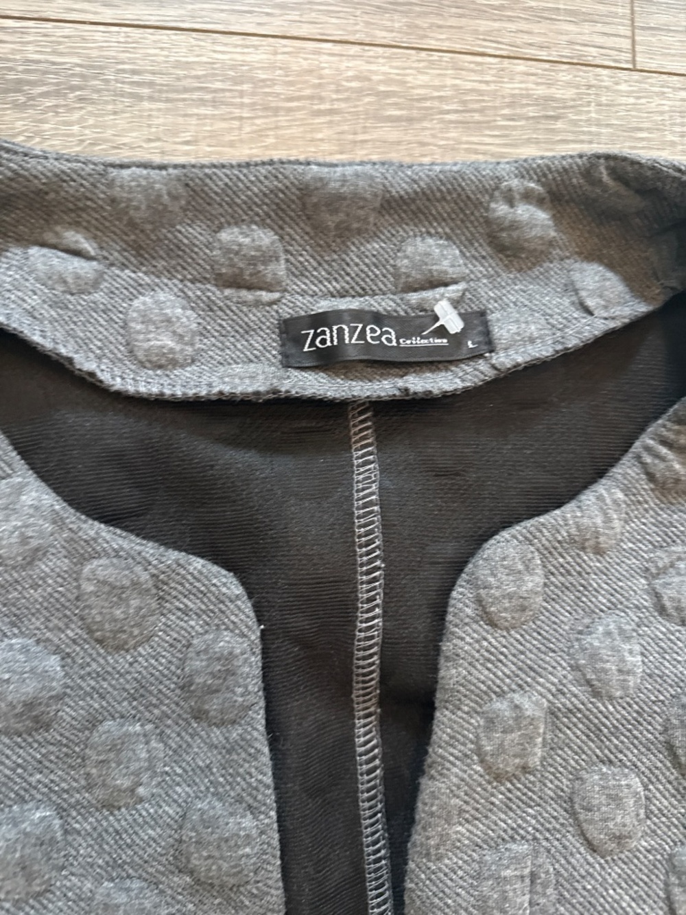Jacket - Picture 2 of 4